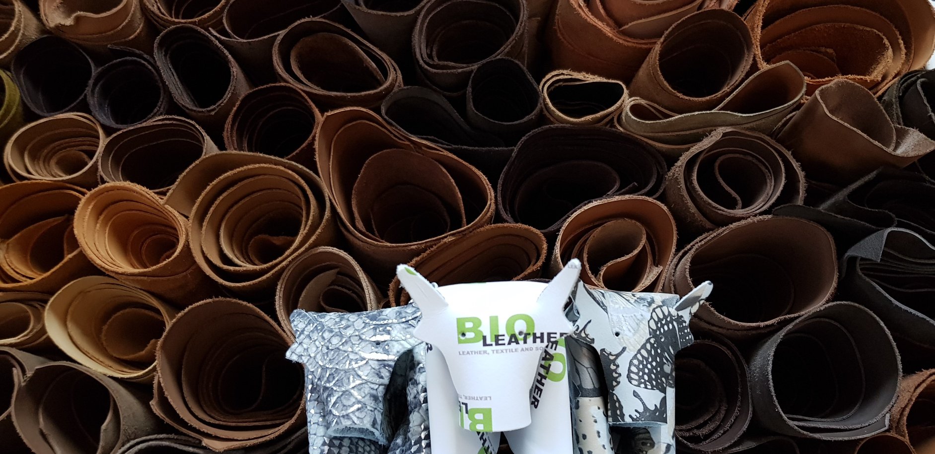 BioLeather Lolitas e Rolos de Peles